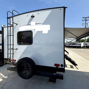 Caravane de camping aventure conçue pour les amateurs de plein air, suspension robuste, couchage confortable, cuisine, machine à laver, lit - Product Image 4