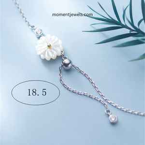 Silver Flower <b>Charm</b> Bracelet Adjustable Chain Link <b>Bangle</b> White Shell Look Jewelry for Gift Party Wedding - Product Image 1