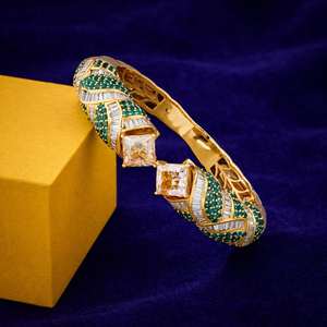 Brazalete de lujo en plata de ley 925 con incrustaciones de moissanita, brazalete llamativo para mujer, uso diario, joyería hip hop. - Product Image 2