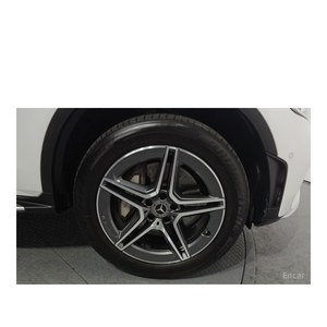 Mercedes-Benz GLC300e 4MATIC Coupé Enero 2023 Clase GLC 23,953 km Caja de Cambios Automática Asientos de Cuero Emisión Euro V Volante a la Izquierda - Product Image 5