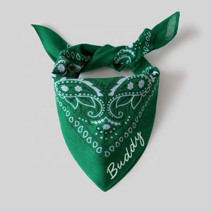 Nouveau design tendance, foulard carré en polyester à motif floral, sensation de soie, multifonction, bandana court, foulards pour femmes, décontracté, unisexe, pour l'extérieur - Product Image 1