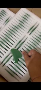 Suministro Directo de Fábrica de Herramienta de Masaje Facial Gua Sha de Jade Verde para Masaje Facial, Antienvejecimiento y Cuidado de la Piel a un Precio Razonable - Product Image 2