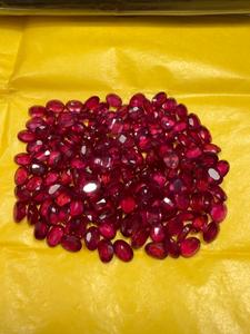 Pierres précieuses synthétiques en rubis rouge ovales de Glassfield, certifiées pour la fabrication de bijoux, 4x6 mm - Product Image 6