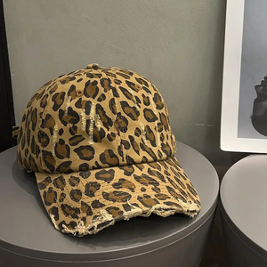 Gorra de Béisbol Unisex con Estampado de Leopardo, Gorra Moderna con Visera Redonda para Protección Solar al Aire Libre, Gorra Casual para Amantes del Estilo - Product Image 2