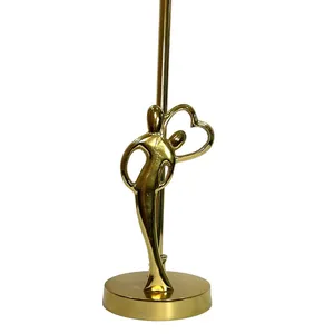 โคมไฟตั้งโต๊ะโลหะดีไซน์สวยงามสำหรับห้องนอน ห้องทำงาน และห้องพักโรงแรม ลดราคาพิเศษ พร้อมจำหน่ายในราคาโรงงาน - Product Image 6