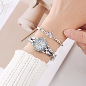 Reloj de Lujo NW1466 con Diseño de Marca, Oro K, Diamantes y Cristales, con Brazalete - Product Image 5