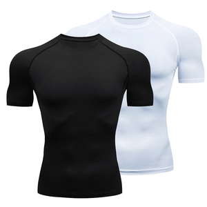 T-shirt décontracté d'été pour femme, style tendance, 180g, anti-rétrécissement, broderie de luxe, logo personnalisé, 100% coton jersey - Product Image 1