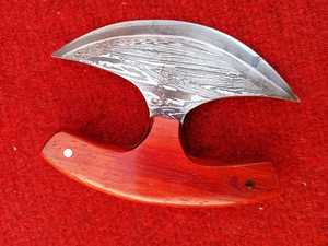 Tomahawk en acier Damas forgé à la main avec manche en bois pour la survie, qualité DIY - Product Image 6