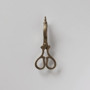 Recortador de mechas de velas clásico de primera calidad, herramienta profesional para el cuidado de velas con cuerpo de metal resistente y cuchilla de corte fino para una combustión limpia. - Product Image 1