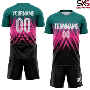 Ensemble d'uniformes de football personnalisés respirants et anti-humidité, maillot et short de football sublimés, vêtements d'équipe 100% polyester - Product Image 3
