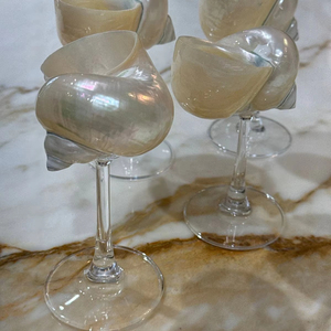 Copa de Vino de Cristal con Conchas Marinas Hecha a Mano en Vietnam, para Beber Vino, Decoración de Mesa, Uso en Bar, para Decoración de Mesa de Comedor - Product Image 1