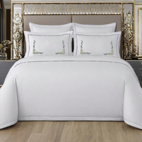 Funda de Almohada Floral Vine Harmony, Diseño Floral de Lujo, Tela de Poliéster Premium, Tacto Suave, Duradera
