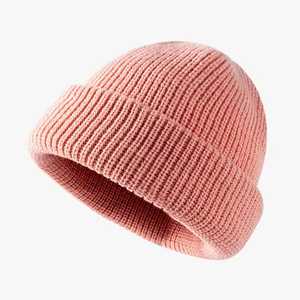 Bonnet en tricot rouge personnalisé avec logo, unisexe, pour adulte, style décontracté, couleur unie, 56-58 cm, en acrylique, avec revers. - Product Image 4