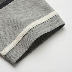 Polo à manches courtes rayé pour homme, tricoté, coupe classique, gris et noir, motif imprimé - Product Image 6