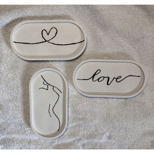 Modern Table <b>Decorative</b> Trays Minimal Oval and Round Resin Design - Product Image 4