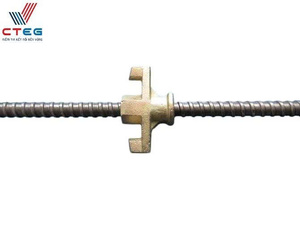 Tige filetée carrée industrielle haute résistance sur mesure avec écrou à oreilles pour coffrage en béton - Product Image 4