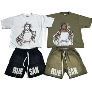Conjunto de Camiseta Corta y Pantalones Cortos de Punto Transpirable con Bordado Desgastado Personalizado, Estilo Veraniego Formal para Hombre, en Algodón Sólido, OEM ODM - Product Image 1
