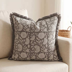 Housse de coussin de luxe imprimée au bloc, motif floral Mughal Garden, pour décoration de salon, 50 × 50 cm - Product Image 5