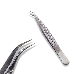 Pinzas de pestañas de mujer de acero inoxidable con logotipo personalizado de alta calidad herramienta de belleza de Punta curva puntiaguda al por mayor - Product Image 2