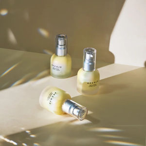 NOUVELLE ARRIVÉE ACCOJE ESSENCE ÉCLAIRCISSANTE 50ML AVEC HYDRATATION REFRAISCHISSANTE POUR TOUTES LES TONALITÉS LÉGER - Product Image 2