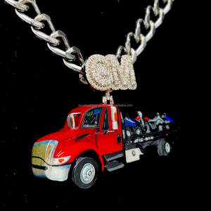 Iced Out Colgante Diseño personalizado Camión Hombres 925 Plata Lujo Personalizado Latter Bail Hip Hop VVS Custom Moissanite Colgante - Product Image 2