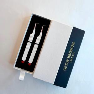 Pince à épiler pour cils de 10 mm, en acier inoxydable, à pointe lisse/fibre, avec revêtement en poudre blanche à 90 degrés, de haute précision, durable et personnalisable - Product Image 4