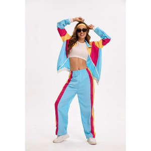 Conjunto Deportivo de Dos Piezas para Mujer, Estilo Retro, Chaqueta Roja Ligera con Cierre y Pantalones Jogger Holgados, Venta al Por Mayor - Product Image 2