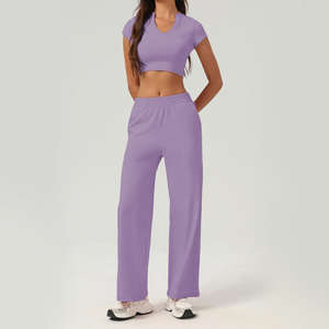 Conjunto Deportivo de 2 Piezas de Alta Calidad para Mujer, Top Deportivo y Leggings para Yoga, Ejercicio y Gimnasio - Product Image 2