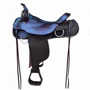 Bords en cuir renforcés empêchent l'usure et la déchirure lors de la pratique extrême de l'équitation en extérieur. Selle d'équitation en cuir. - Product Image 1