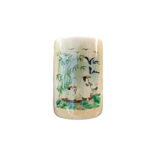 Contenedor de almacenamiento de mesa rústico hecho a mano con tubo de bambú e ilustración de mujer y flor, y producto para suministros de oficina. - Product Image 4