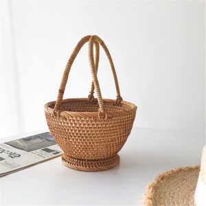 ตะกร้าหวายตกแต่งพร้อมหูหิ้ว ตะกร้าเก็บของพรีเมียม ตะกร้าใส่ดอกไม้ ผลไม้ ของขวัญ ภาชนะจัดระเบียบ - Product Image 6