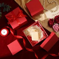 Boîtes cadeaux carrées en carton rigide, livraison rapide, petites boîtes cadeaux premium vides avec couvercle et ruban, vente en gros
