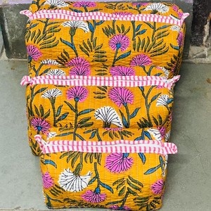 Floral Embroidered Cotton Cosmetic Bags Toiletry bag Style Zipper Pouches Medium Capacity Multi Function <b>Makeup</b> Organizer - Product Image 3