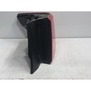 ไฟท้ายขวาของประธาน รุ่น 8364011001 - Product Image 5