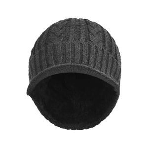 Gorro de Invierno para Hombre, Tejido Suave y Cálido - Product Image 3