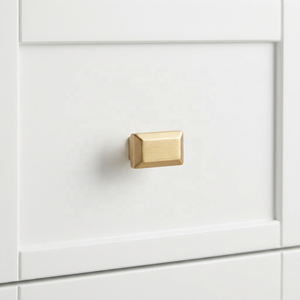 Manija de latón cepillado rectangular de lujo para cajones, herrajes de muebles, duradera, con acabado dorado, para armarios, guardarropas y puertas. - Product Image 1