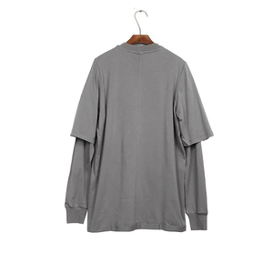 เสื้อยืดแขนสองชั้นทรงโอเวอร์ไซส์สำหรับผู้ชาย คอโอ แต่งขอบตัดสี พิมพ์ลายสกรีน ผ้าฝ้าย 100% เป็นมิตรกับสิ่งแวดล้อม - Product Image 2
