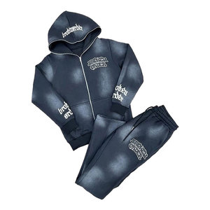 Conjunto Deportivo Personalizado de Algodón 100% Pesado con Bordado Desgastado, Sudadera con Capucha y Pantalones Deportivos Acampanados - Product Image 2
