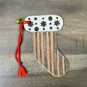 Nueva personalización 100% adornos de vaquero de cuero genuino botas de vaquero de cuero con herramientas occidentales colgantes adornos navideños regalos - Product Image 5