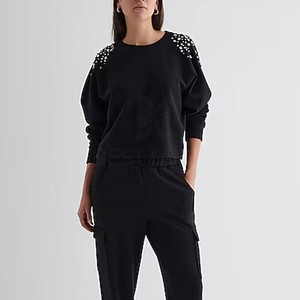 Sudadera Negra con Capucha y Cuello Redondo, Detalle de Pedrería en el Hombro, Manga Regular, Corte Regular, Tejido Ecológico de Poliéster, Unisex - Product Image 5