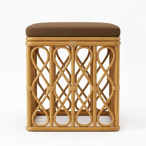 Pouf en rotin naturel artisanal avec coussin rembourré, tabouret rond en osier et repose-pieds en canne pour salon, accent bohème - Product Image 4