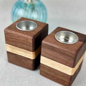 Porte-bougie en bois artisanal de forme carrée, support de bougie en bois naturel, décoration rustique pour la maison - Product Image 3