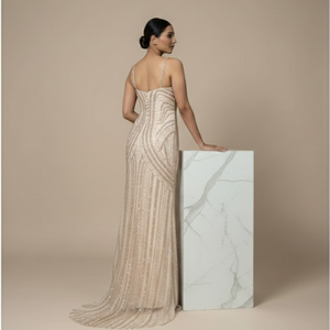 Vestido de Noche Largo de Lujo para Mujer con Cuentas Hechas a Mano y Escote Corazón, Elegante Vestido de Diseñador para Bodas y Eventos Formales - Product Image 3