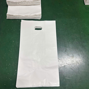 Bolsas de Plástico Personalizadas de HDPE/LDPE con Corte Troquelado |   Bolsas Impresas para Compras y Venta Minorista - Product Image 3