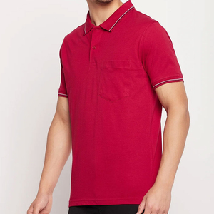 Polo pour homme rouge haut de gamme avec logo personnalisé, manches courtes, tissu en mélange de coton premium, coupe moderne, tenue décontractée et professionnelle - Product Image 4