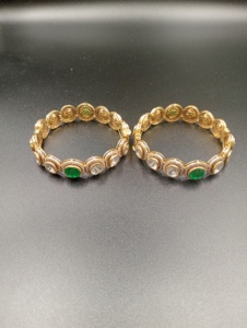 Bracelets en argent plaqué or AMAIRA JEWELS avec incrustation de cristaux verts et strass, bracelet double vert classique pour femmes, fiançailles, mariage - Product Image 2