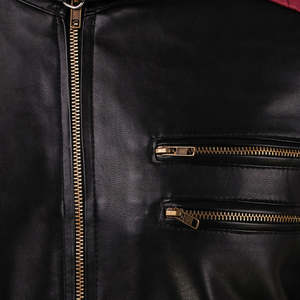 แจ็คเก็ตหนังผู้ชายแบบใหม่ ราคาขายส่ง เนื้อผ้านุ่ม แจ็คเก็ตหนังลำลองสำหรับผู้ชาย ที่ได้รับความนิยมสูง - Product Image 4