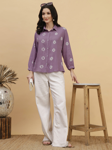 เสื้อเชิ้ตแขนยาวผ้าเรยอนเครปย้อมสีมัสตาร์ดสำหรับผู้หญิง คอปกแบบสเปรด สไตล์ลำลอง - Product Image 1