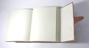 Diario de estilo étnico, de cuero genuino marrón, hecho a mano, encuadernado con pegamento, 18x23cm, para promoción, negocios, escuela, oficina. - Product Image 3