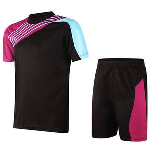 Survêtements de football ensemble de maillots uniformes de sport respirants pour enfants T-shirts et shorts à manches courtes ensembles de vêtements de marque - Product Image 2